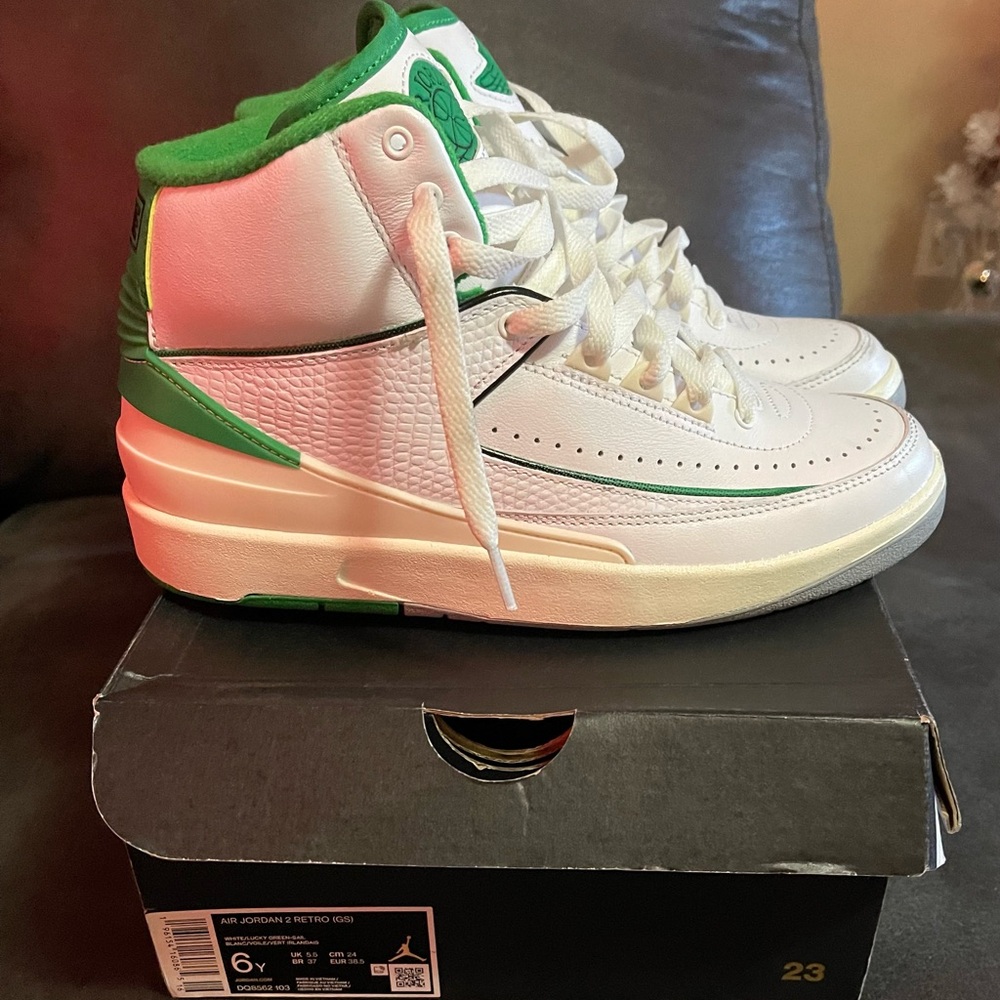 Air jordan retro 2